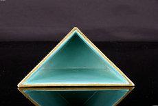 女孩霸气名字响亮有内涵精选(孩子名字霸气)