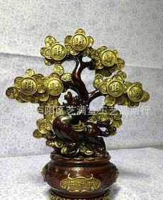 梦到自己是皇后(皇后梦到富贵)